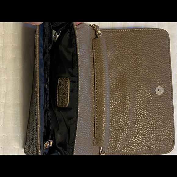 Neiman Marcus quilted leather bag - Picture 4 of 6